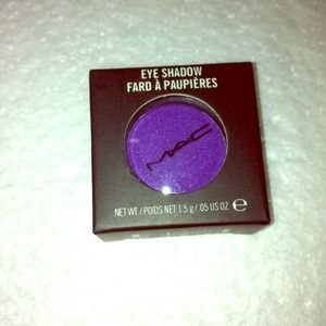 MAC eyeshadow Stars N' Rockets