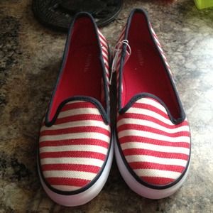 Merona red white and blue flats size 7
