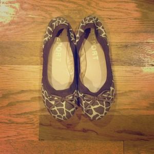 Super cute animal print flats size 6.5