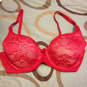 Bra, tank, tee, and sweater bundle