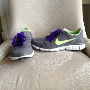 Nike Free Running Shoes