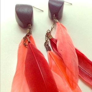 Forever 21 wild feather earrings