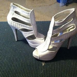 White cage heels
