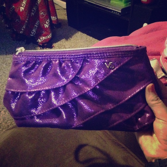 Victoria's Secret Clutches & Wallets - NWOT Victoria's Secret Wristlet