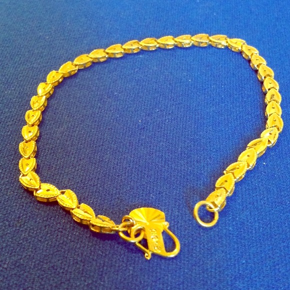 🚫SOLD🚫 🎀Real Gold Bracelet🎀