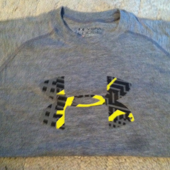 SOLD🌟🌟🌟🌟🌟🌟Under Armor T🌟🌟