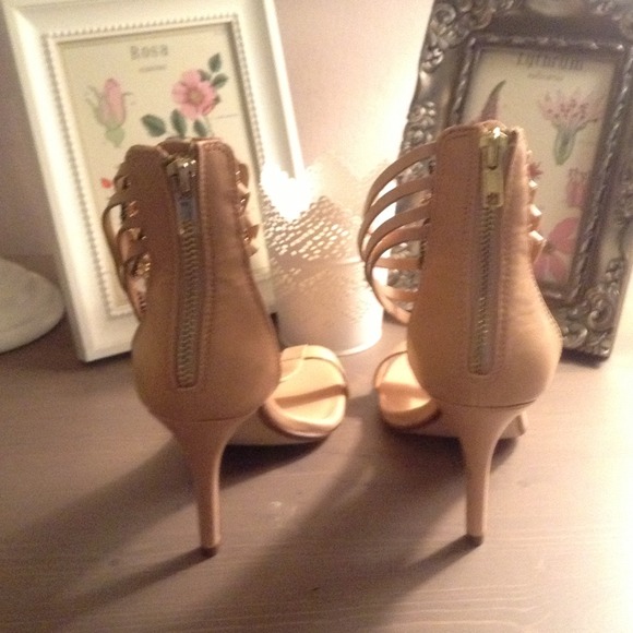 ⛔SOLD⛔Brand new Zara Blush chain ankle SandalSz 36 - Picture 4 of 4