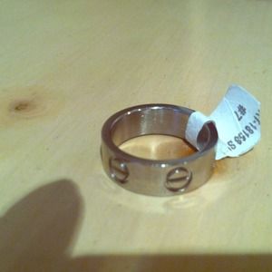 Cartier love ring