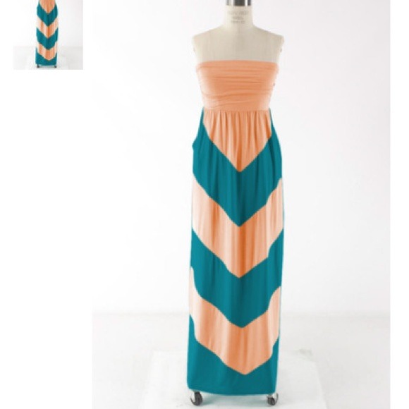 Cheveron Maxi Dress with pockets