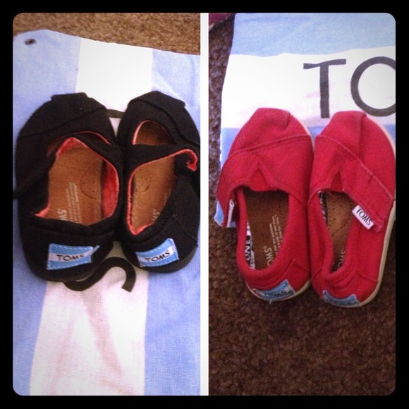 Girls toms ✨RESERVED✨