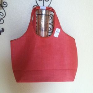 ❌SOLD❌ Neiman Marcus coral bag.... 👍