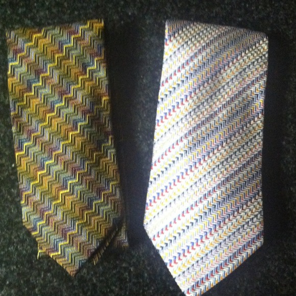 2 ties