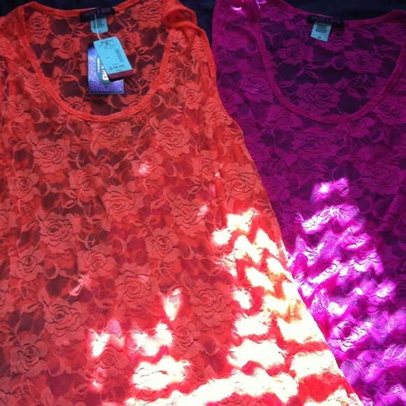 🚫🚫sold🚫🚫Lace tank tops - Picture 1 of 4