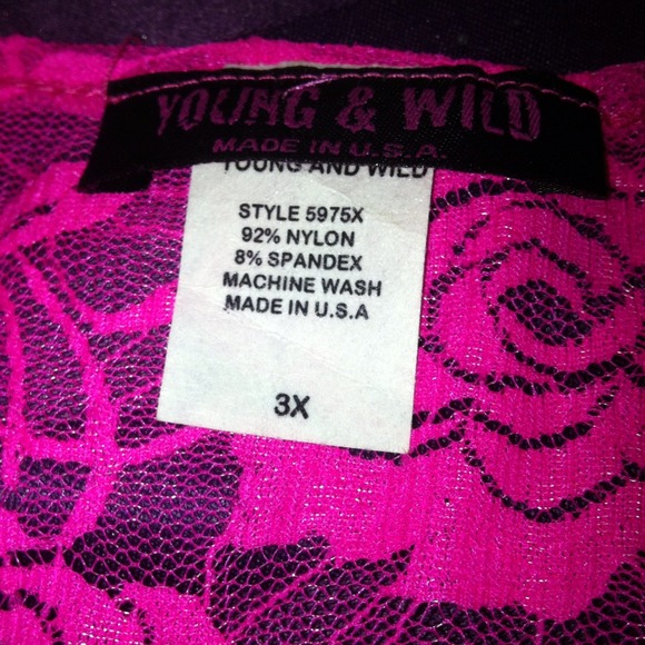 🚫🚫sold🚫🚫Lace tank tops - Picture 2 of 4