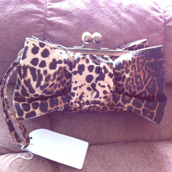 On hold for @cherylskers!!! 🌸🌸🌸 (20th midnight)