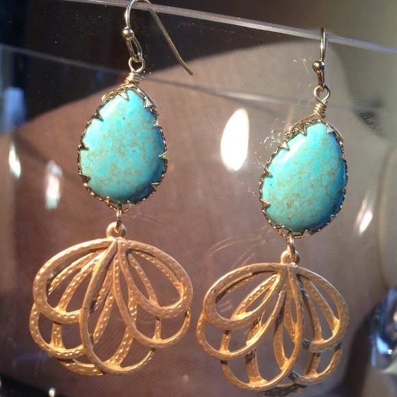 BUNDLE ELLIE Semi Precious Stone with Gold Loops