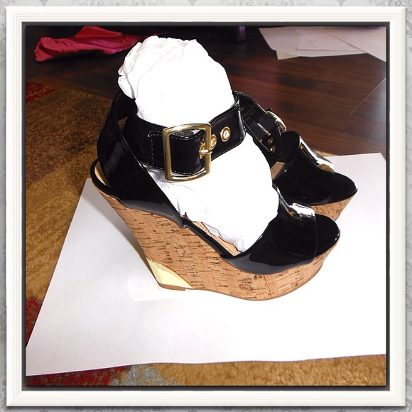 🌟reduced🌟Colin Stuart wedges black.