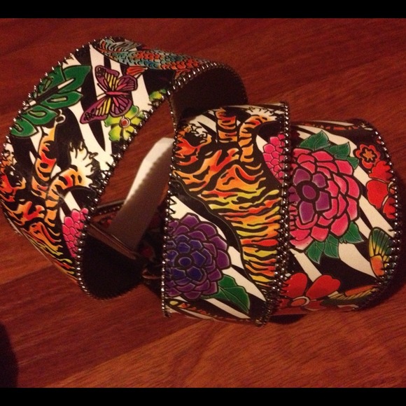 Beautiful tiger strip; flower belt