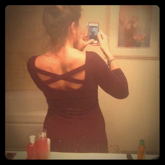 Plum 3/4 sleeve body con dress - Picture 1 of 2