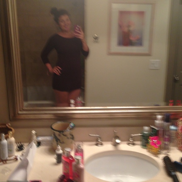 Plum 3/4 sleeve body con dress - Picture 2 of 2