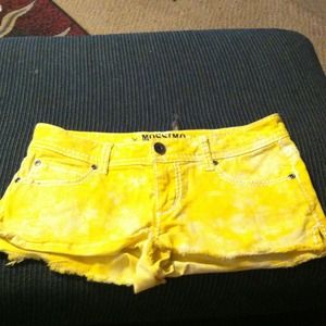 Sunny yellow shorts