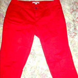 🎀BUNDLE🎀 Red Skinny's, AE Jeans, and Shades