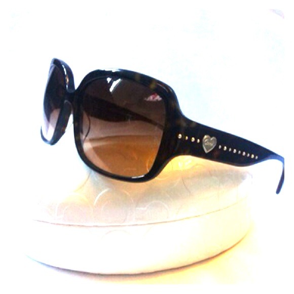 COACH Accessories - ✳REDUCED✳COACH "Scarlett L902" Tortoise Sunglasses