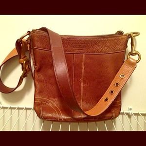 coach hobo c061