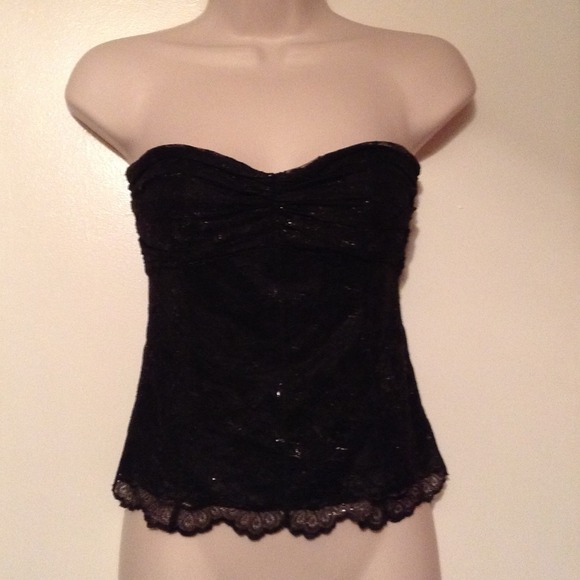 🎯SOLD Gorgeous Strapless Corset-like Black Top