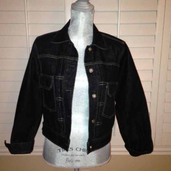 ❌Sold❌Guess black denim jacket