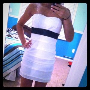 White windsor dress