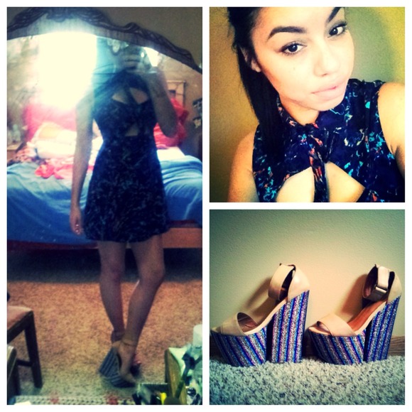 Jeffrey Campbell 'Forget' platforms - Picture 2 of 2