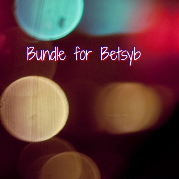 Jewelry - Coral Link Necklace and Mint Collar Necklace