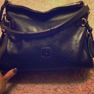 🚫SOLD ON EBAY🚫DOONEY & BOURKE MEDIUM HOBO