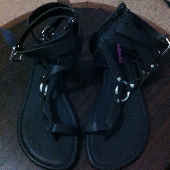 👠TRADED 👡Dollhouse Gladiator Sandals