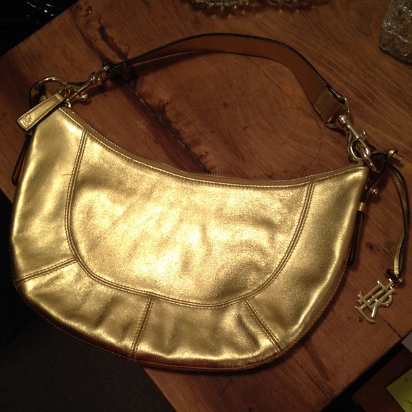 Ralph Lauren Handbags - 🎉Host Pick 9/27🎉Authentic Ralph Lauren purse