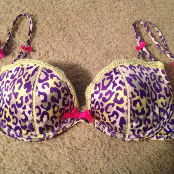 Never worn - Picture 2 of 3