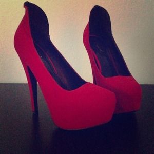 Super Sexy Red Heels !