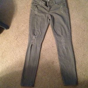 Grey legging jeans