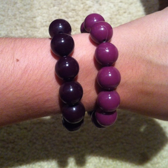 Purple bobble bracelets - Picture 2 of 2