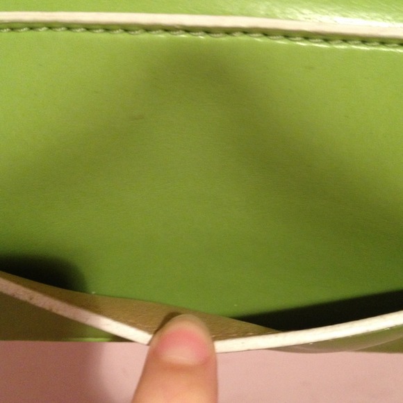 NEW Pistachio Green Faux Leather Mini Purse - Picture 2 of 4