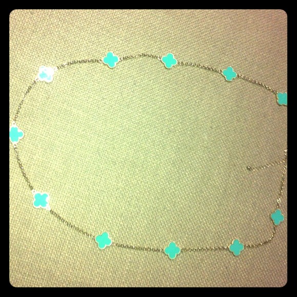 So pretty gold and Tiffany blue necklace