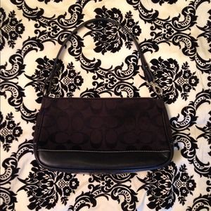 SALE!!! 🌺 Authentic COACH purse! 🌹