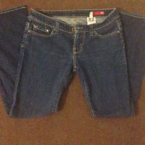 Dark wash express jeans! Size 4 short