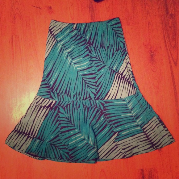 Tropical mid length skirt - M - Picture 1 of 2