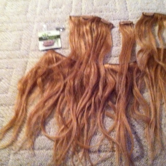 SOLD!!!!!!!!!!💕 Blonde Hair Extensions💕
