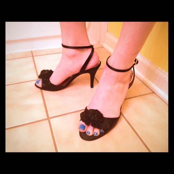 🚨💲REDUCED📢 BRAND NEW Black Evening High Heels. - Picture 1 of 4