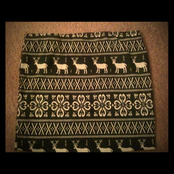 Raindeer skirt - Picture 1 of 1