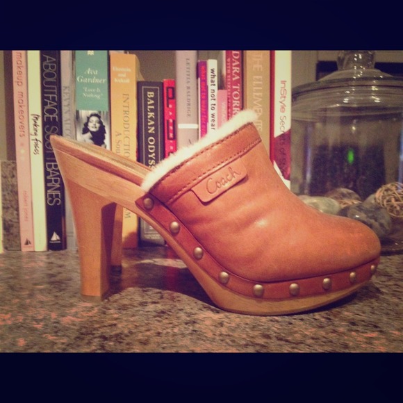 Coach summer nights heels!