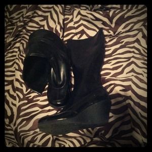 Black Boots by y-not